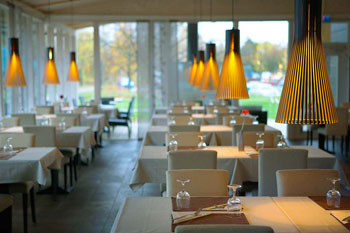 Restaurant bois hnka contemporain